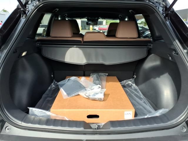 Used 2026 Toyota Corolla Cross XLE FWD image 9