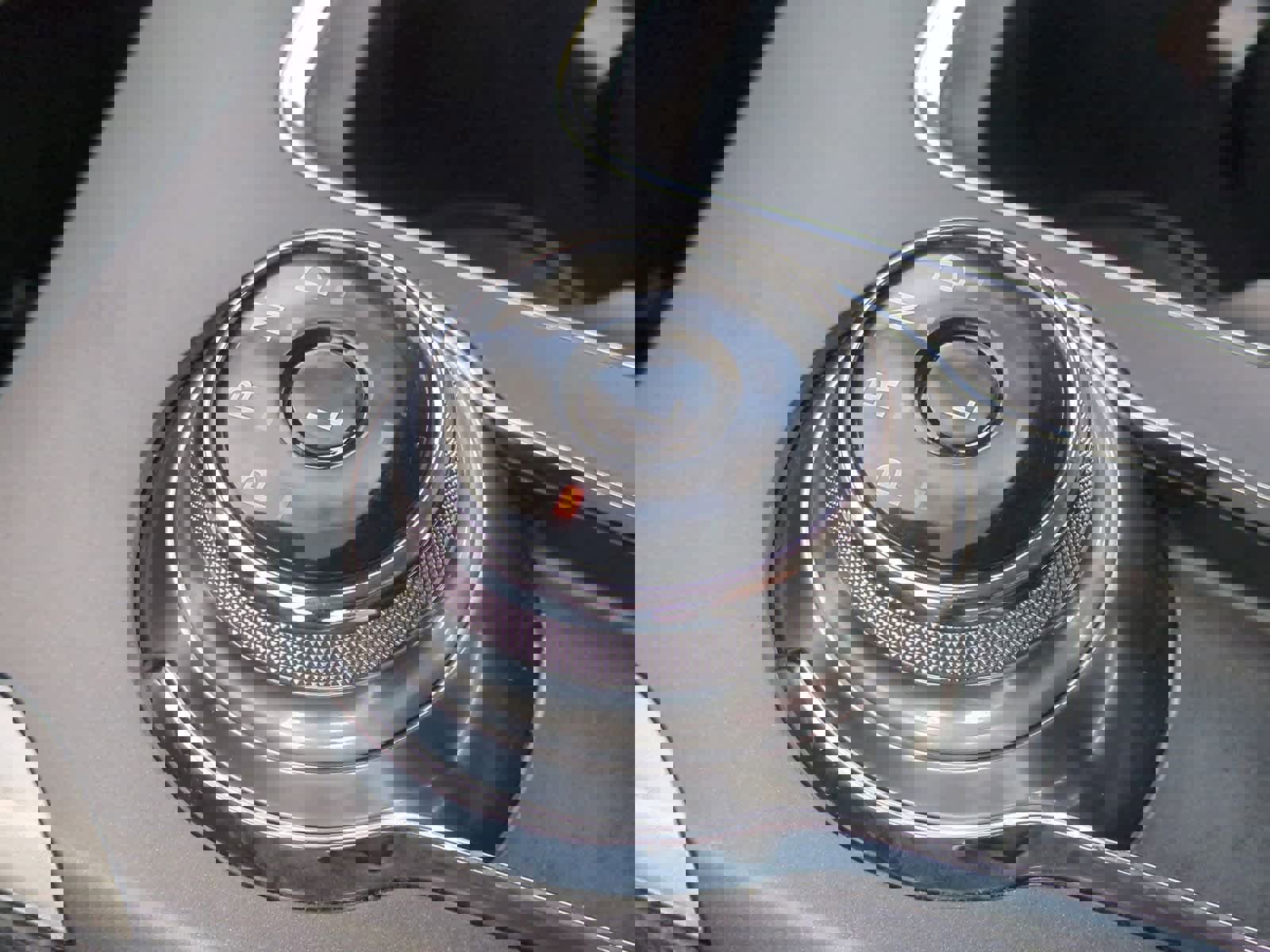 Used 2020 Ford Fusion SE image 30