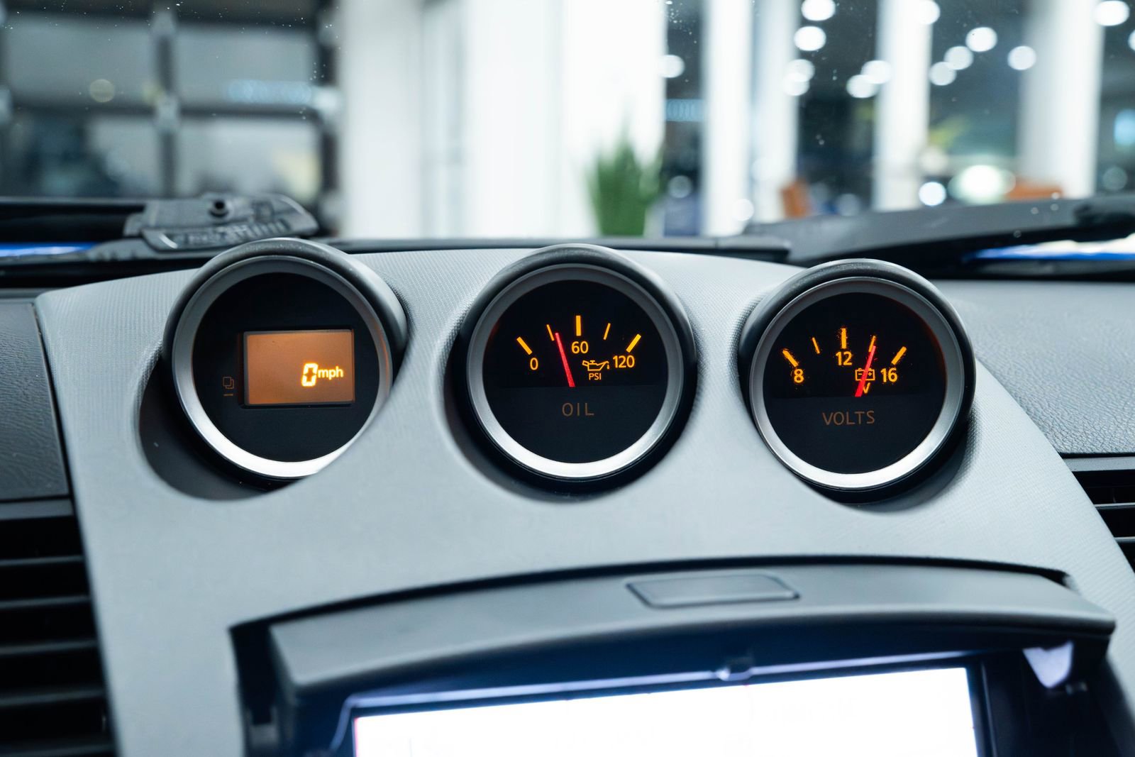 Used 2003 Nissan 350Z Track image 12