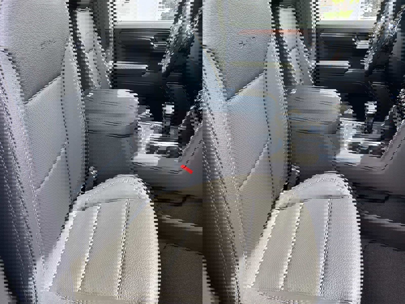 New 2026 GMC Sierra 1500 Denali w/ Technology Package AWD/4WD image 28