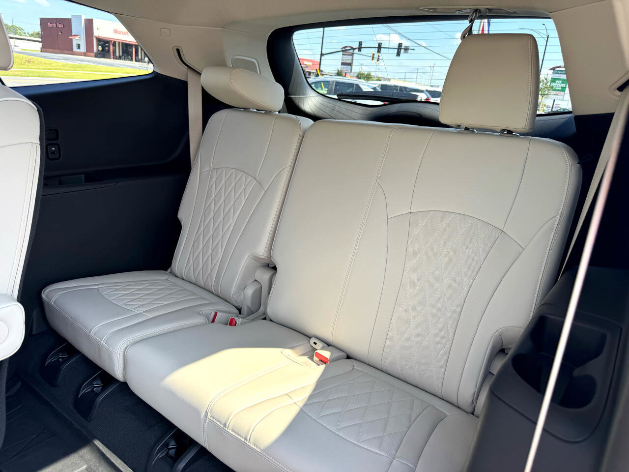 Used 2023 Buick Enclave Avenir w/ Avenir Technology Package image 18