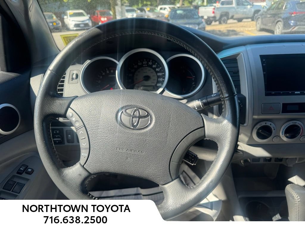 Used 2011 Toyota Tacoma 4x4 Double Cab w/ TRD Off-Road Pkg image 26