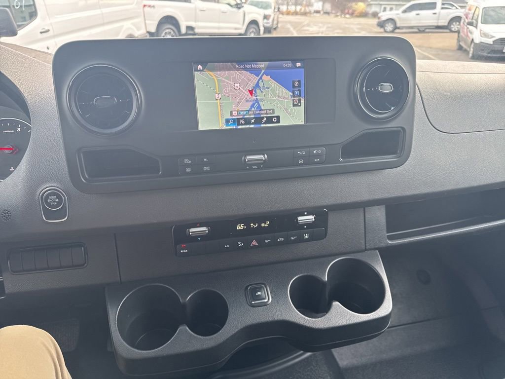 Used 2022 Mercedes-Benz Sprinter 2500 image 5