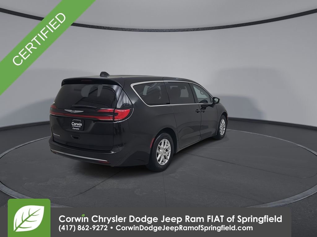 Certified 2023 Chrysler Pacifica Touring-L FWD image 14
