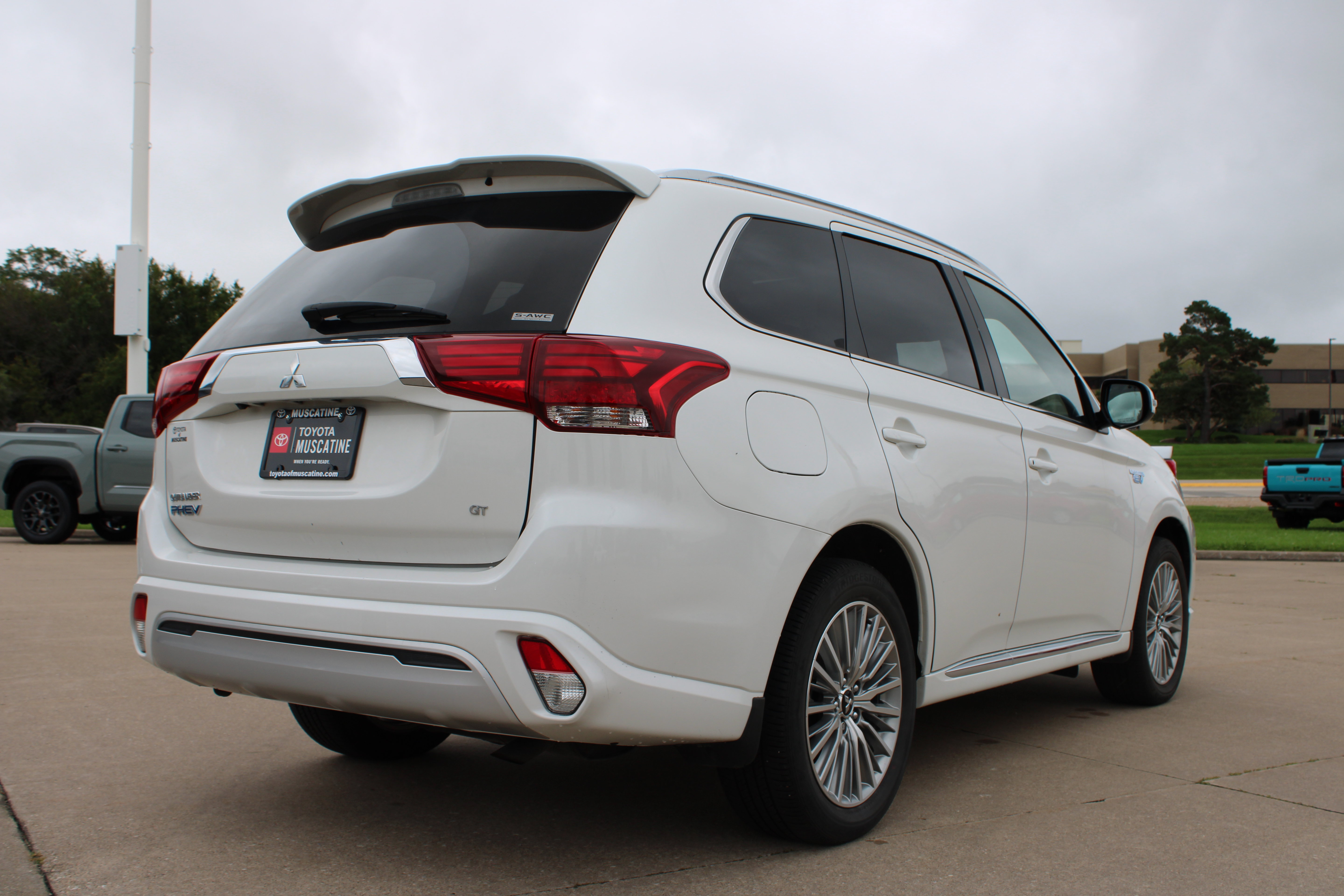 Used 2022 Mitsubishi Outlander GT AWD/4WD image 10