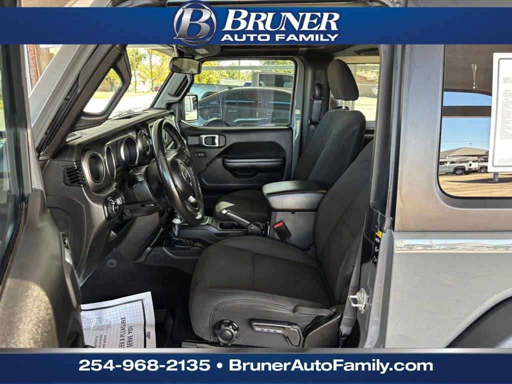 Used 2021 Jeep Wrangler Sport image 12