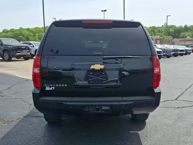 Used 2013 Chevrolet Suburban LT w/ Luxury Package image 5