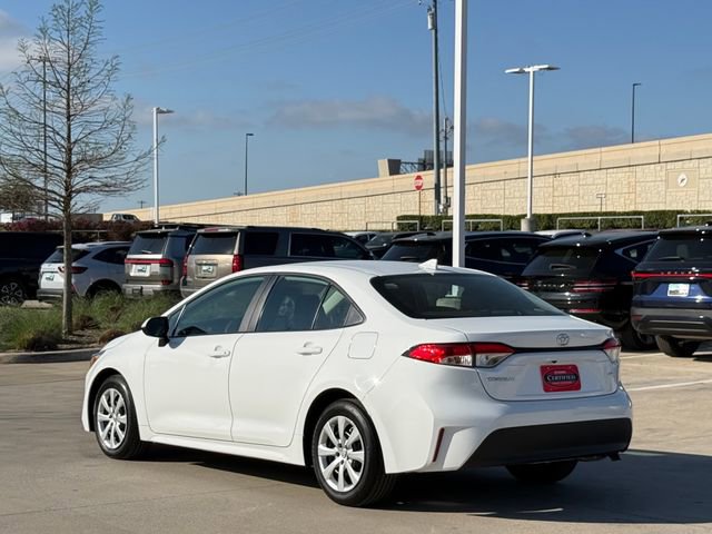 Used 2025 Toyota Corolla LE FWD image 6