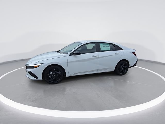 New 2026 Hyundai Elantra Sport image 4