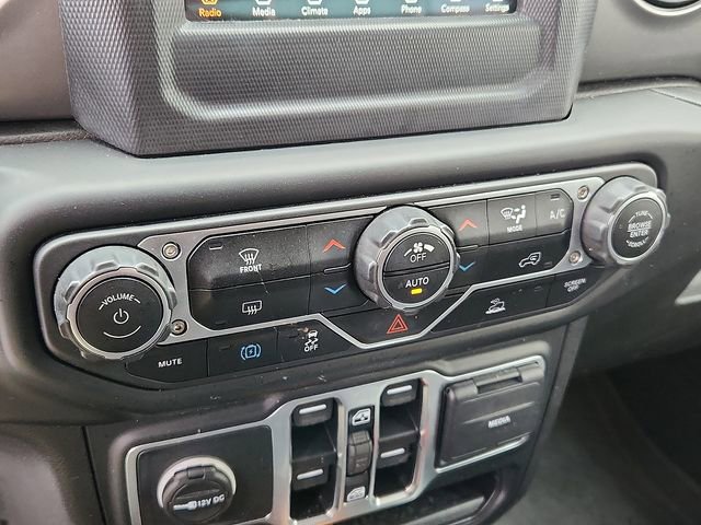 Used 2023 Jeep Wrangler Unlimited AWD/4WD image 15