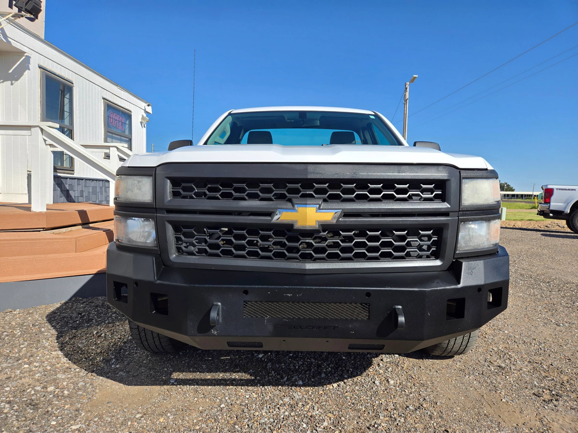 Used 2014 Chevrolet Silverado 1500 W/T RWD image 3