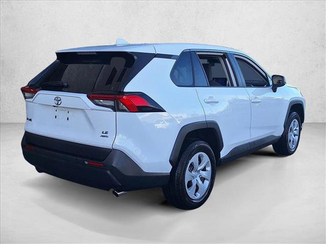 Used 2025 Toyota RAV4 LE image 5