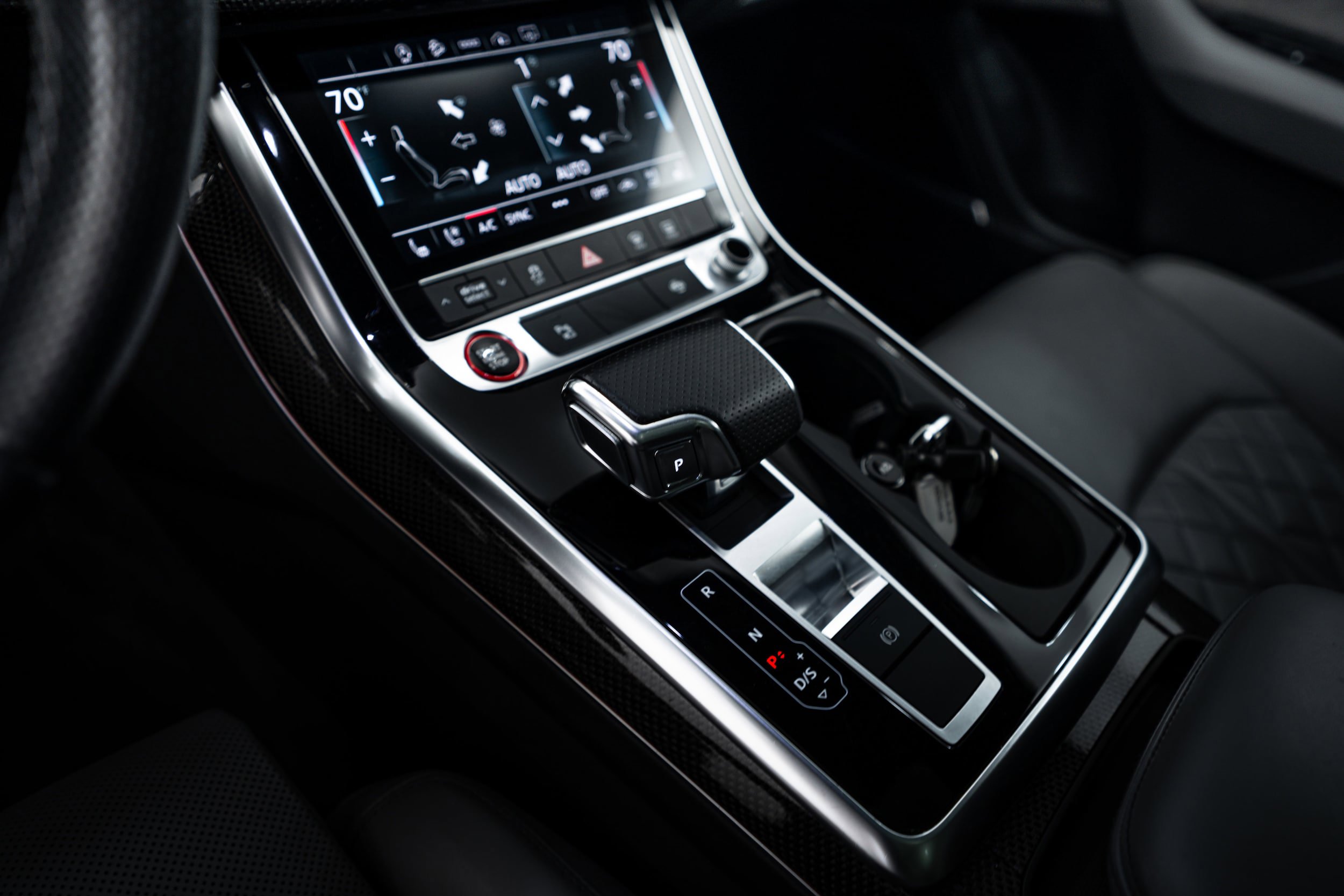 Used 2021 Audi SQ8 Premium Plus w/ SQ8 Black Optic Package AWD/4WD image 14