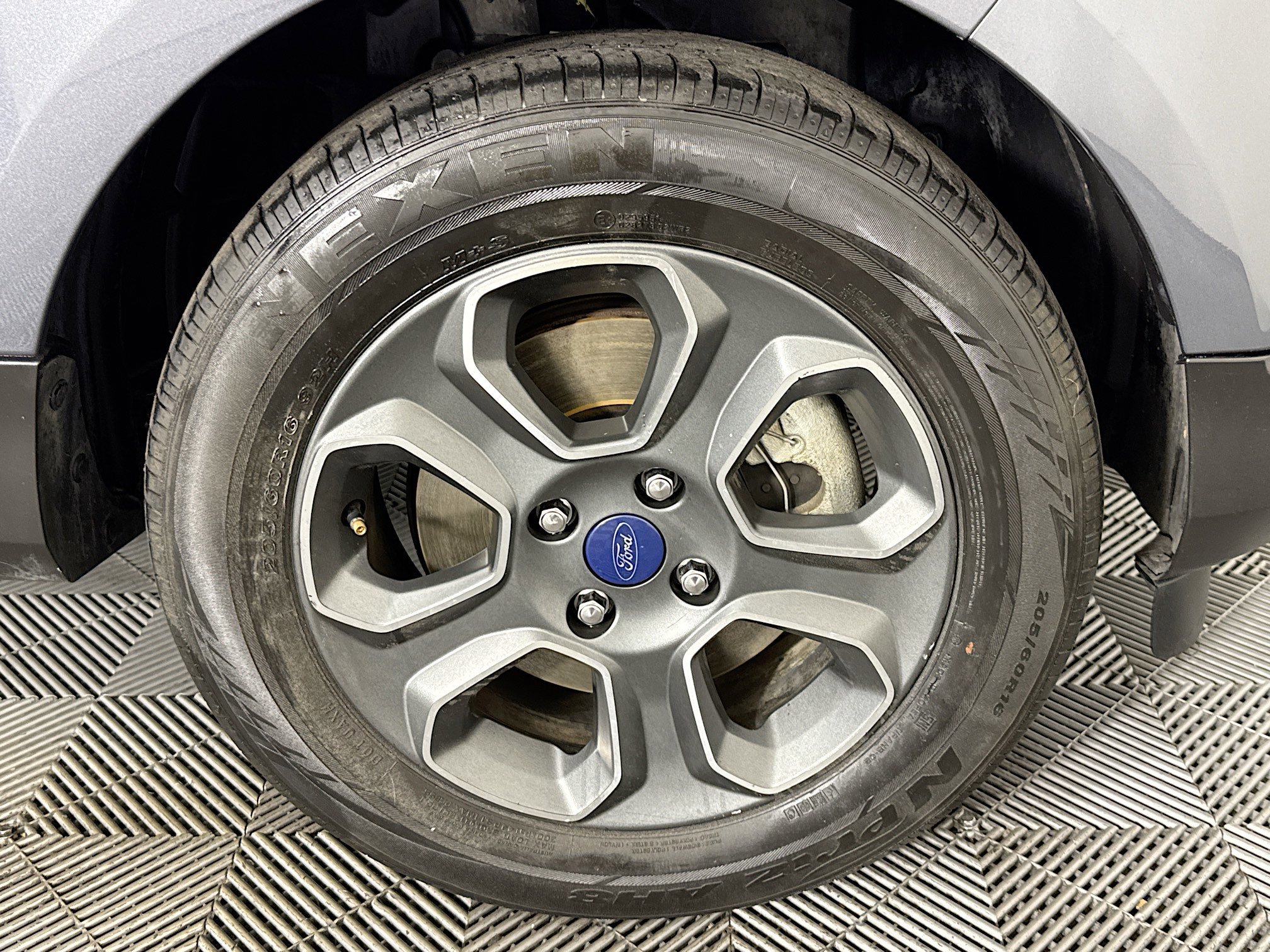 Used 2018 Ford EcoSport S image 30