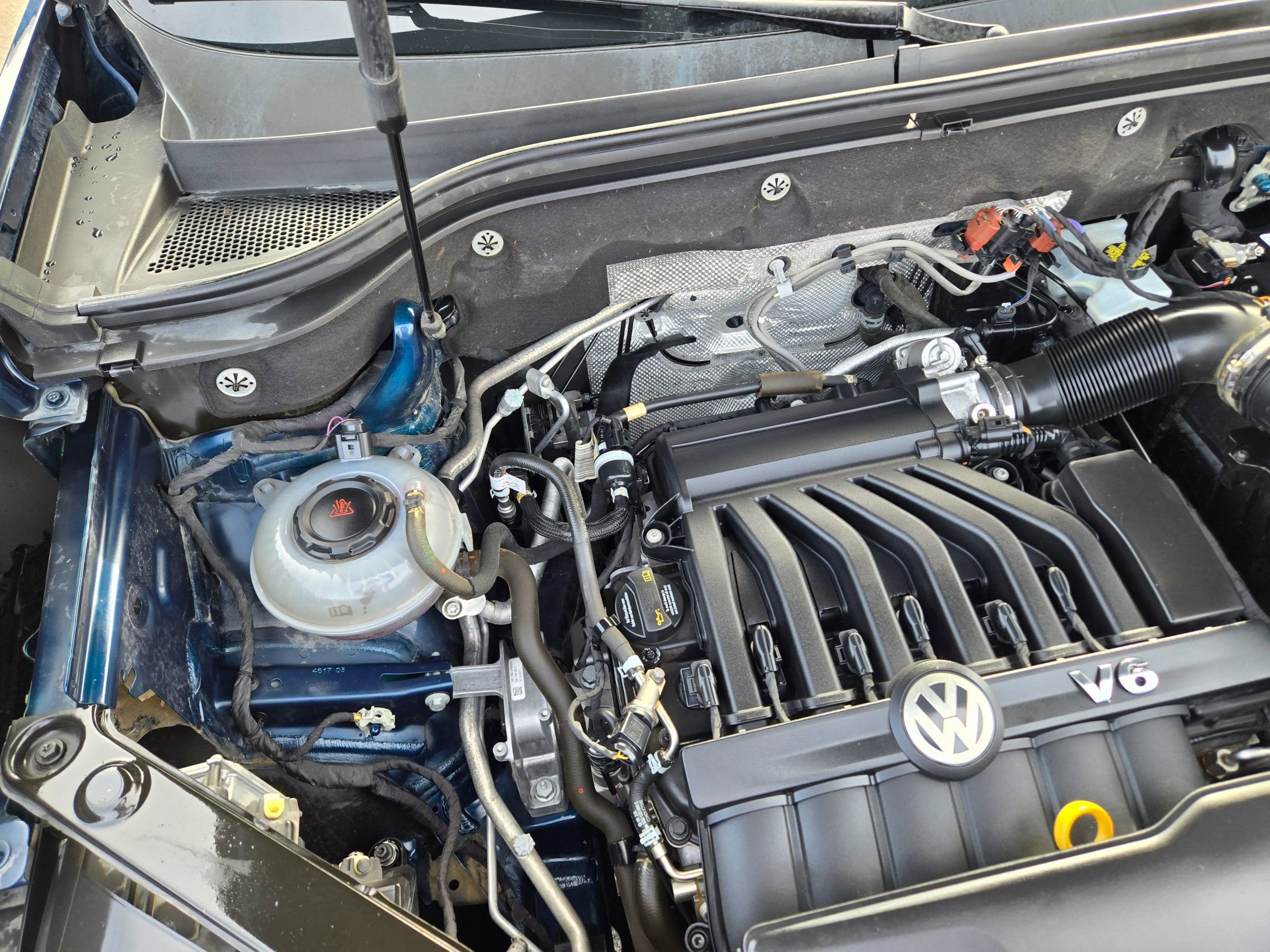 Used 2018 Volkswagen Atlas SE AWD/4WD image 72