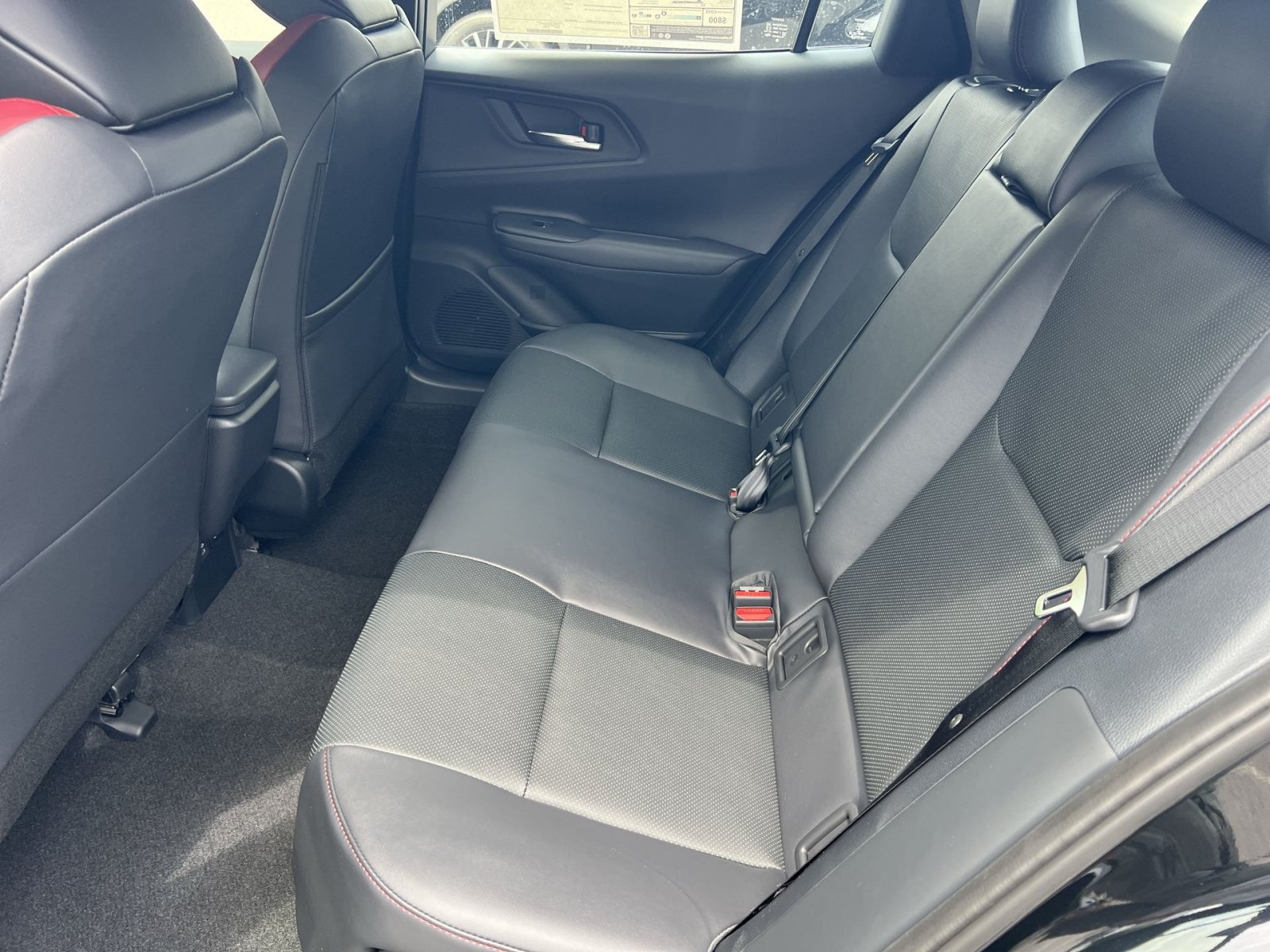New 2026 Toyota Prius Plug-In Hybrid FWD image 19