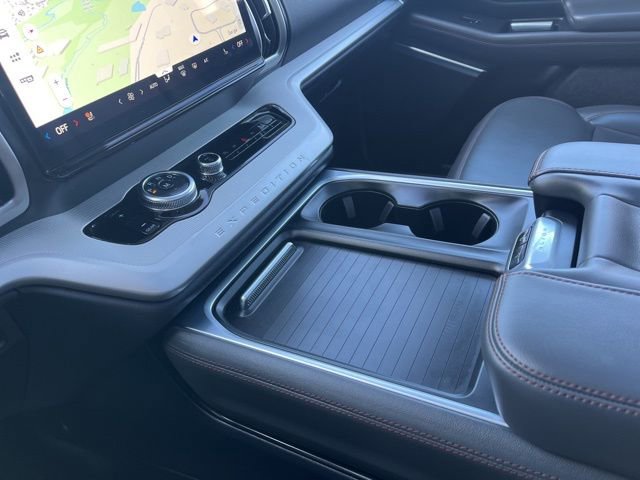 Used 2025 Ford Expedition Max Active image 34