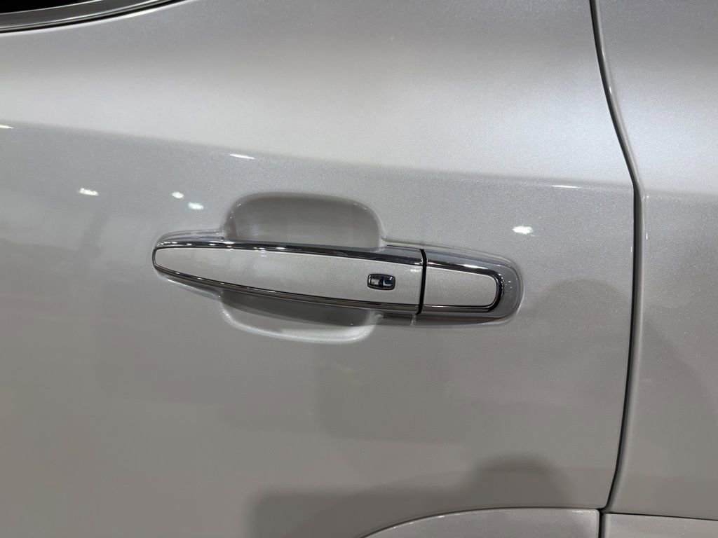 Used 2019 GMC Acadia Denali w/ Technology Package image 11