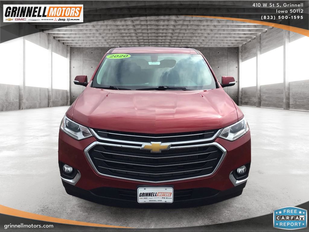Used 2020 Chevrolet Traverse LT image 2