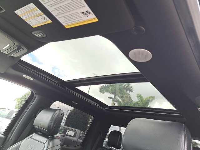 Certified 2022 Ford F150 Raptor w/ Equipment Group 801A High image 20