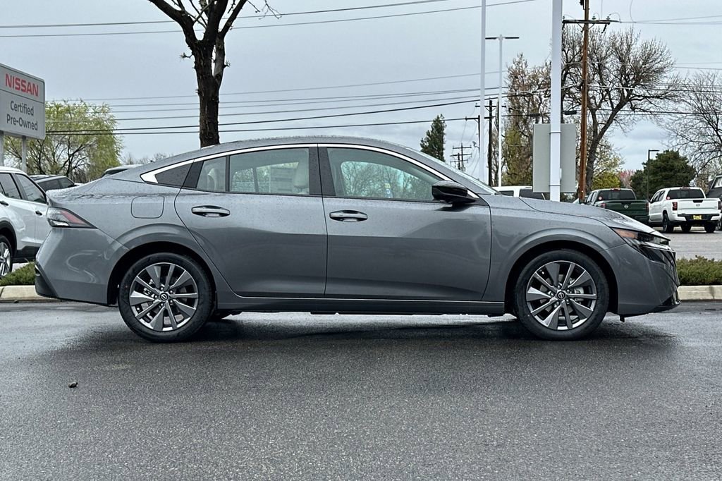 New 2026 Nissan Sentra SL w/ Floor Mat Package image 3