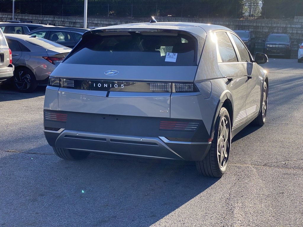 Used 2024 Hyundai Ioniq 5 SEL image 7