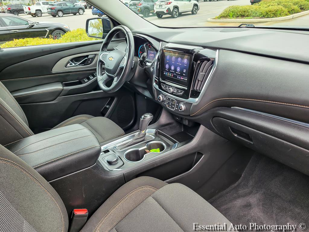 Used 2020 Chevrolet Traverse LT FWD image 31