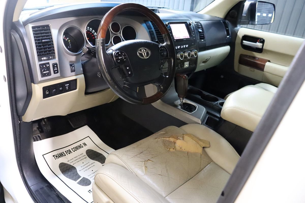 Used 2013 Toyota Sequoia Platinum RWD image 41