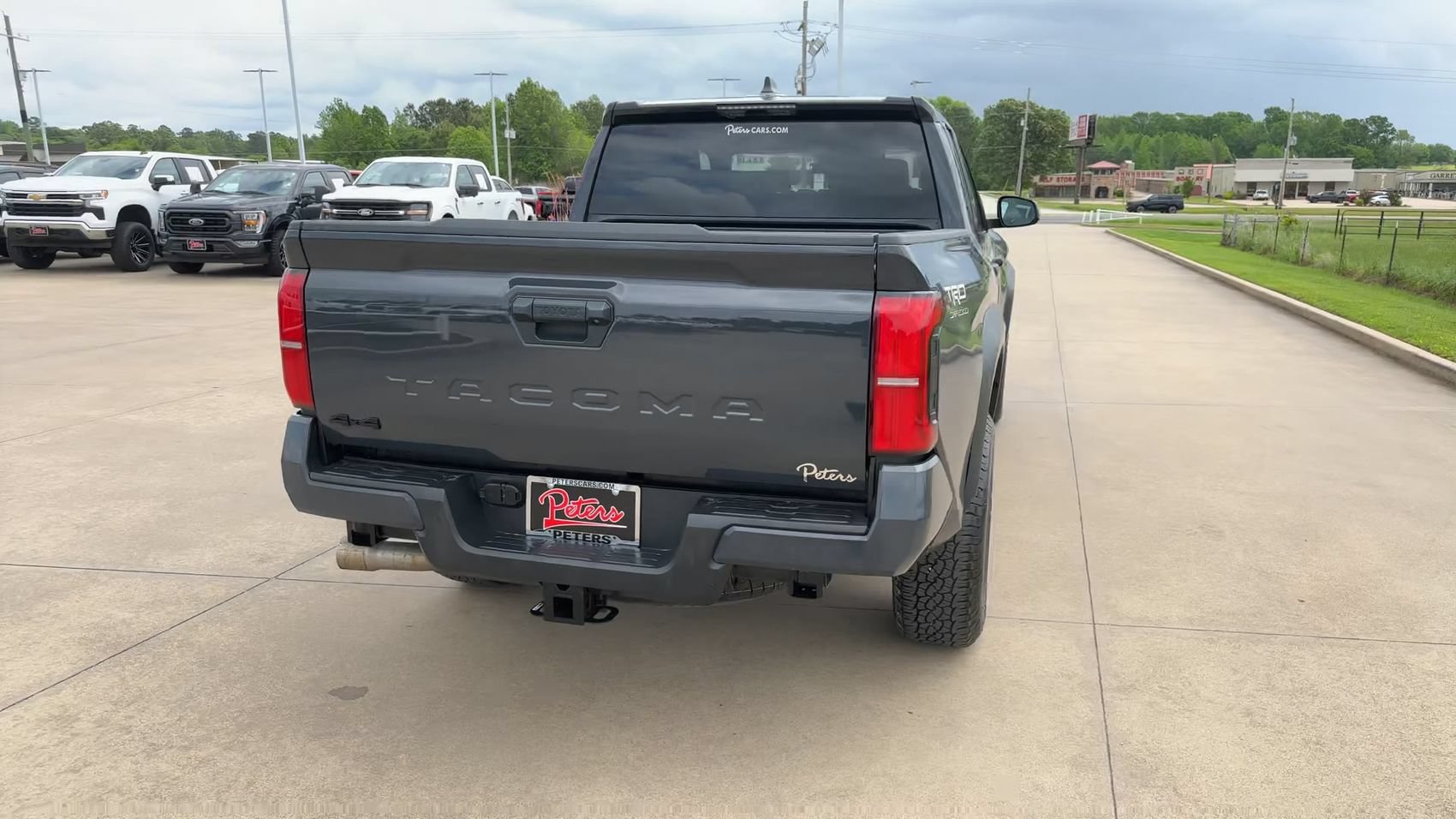Used 2024 Toyota Tacoma TRD Off-Road AWD/4WD image 8