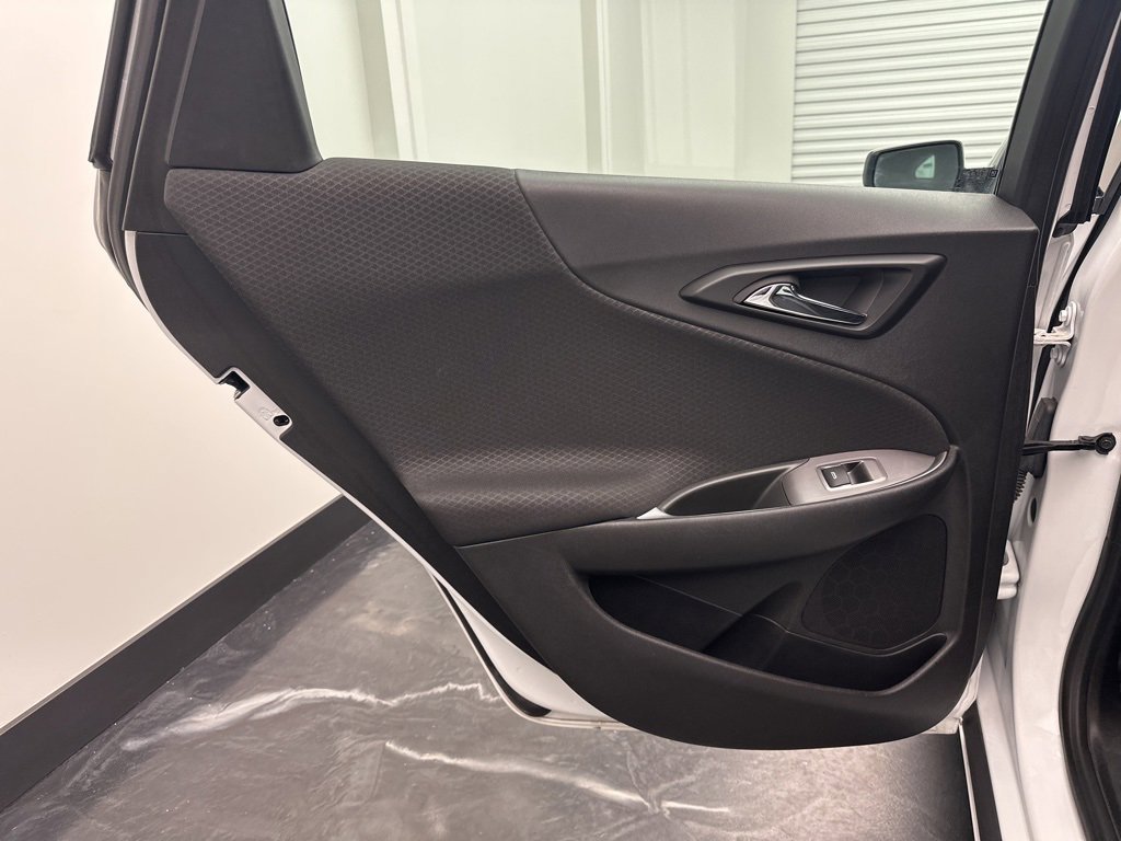 Used 2024 Chevrolet Malibu LT image 14
