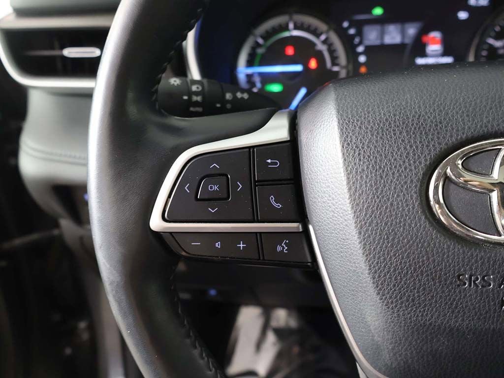 Used 2022 Toyota Highlander XLE image 42