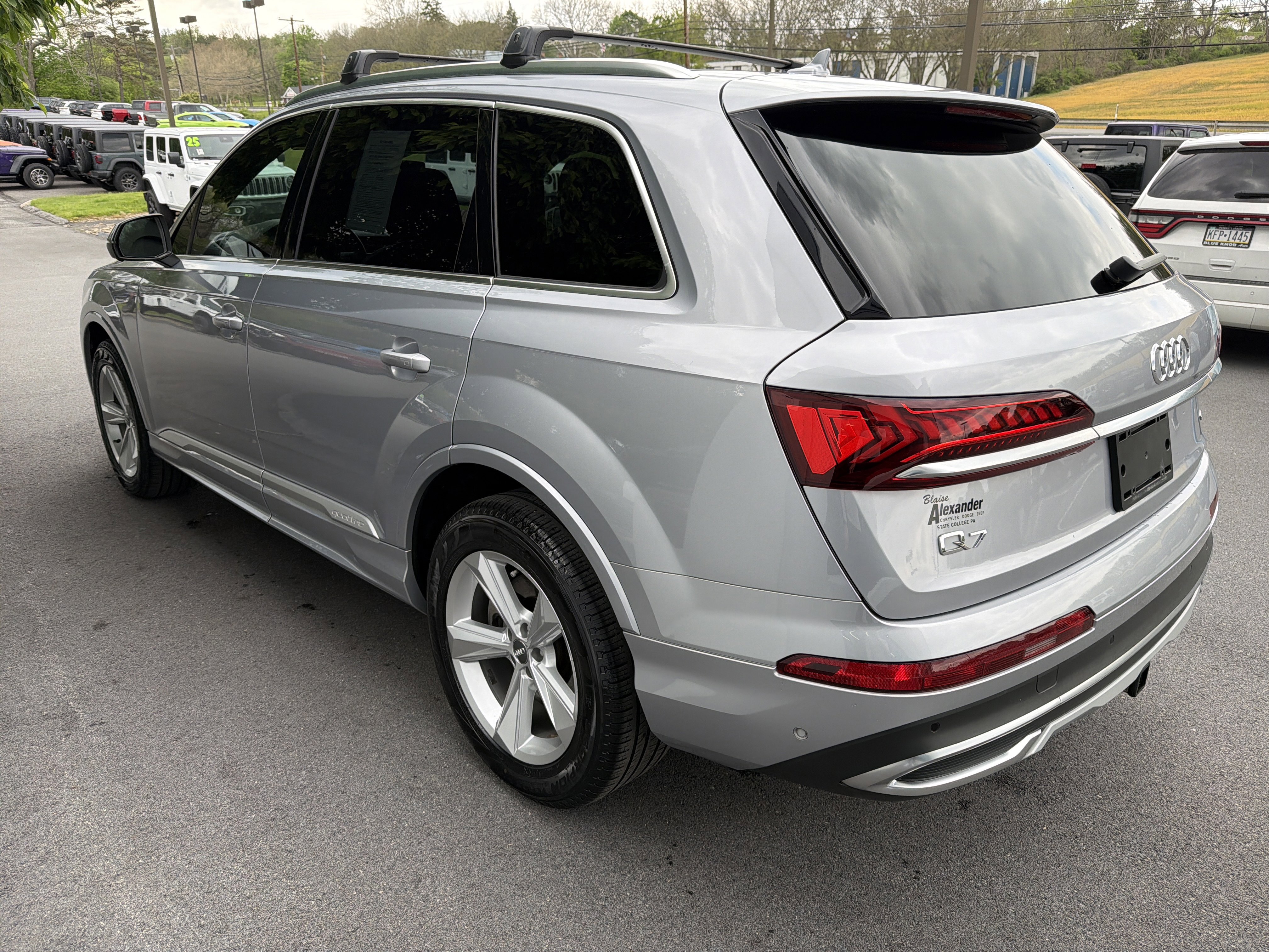 Used 2021 Audi Q7 3.0T Premium w/ Convenience Package AWD/4WD image 6