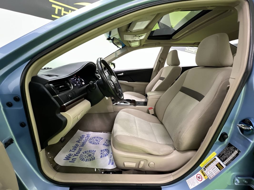 Used 2013 Toyota Camry XLE FWD image 17