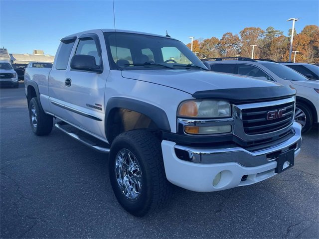 Used 2004 GMC Sierra 2500 SLT w/ Heavy-Duty Power Package