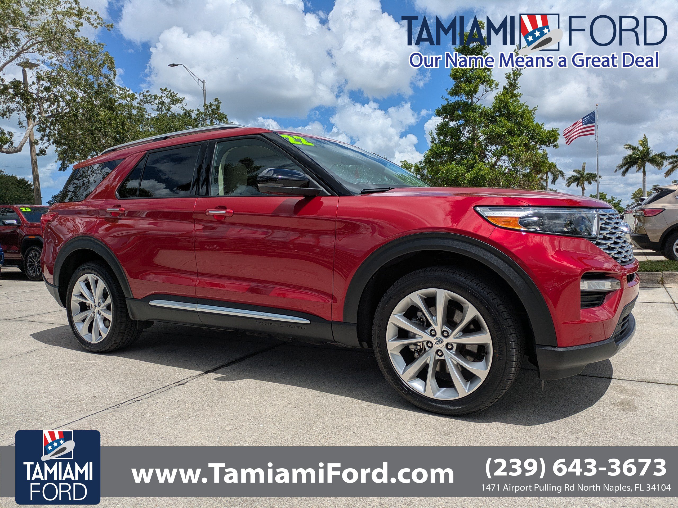 Certified 2022 Ford Explorer Platinum w/ Technology Package AWD/4WD image 1