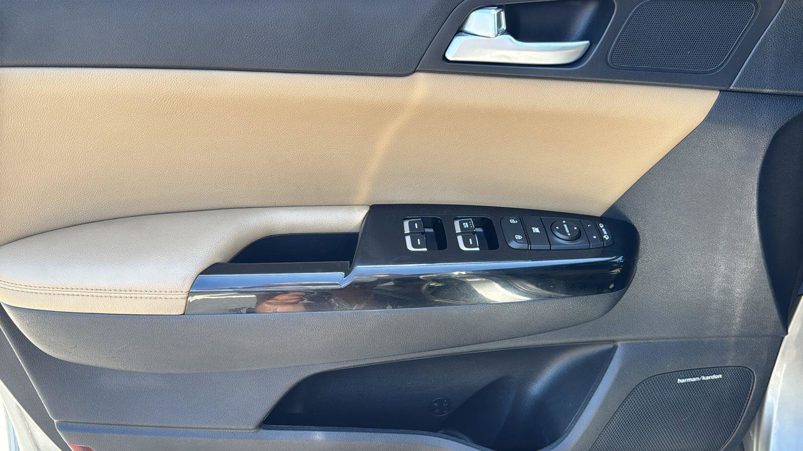 Used 2020 Kia Sportage SX image 8