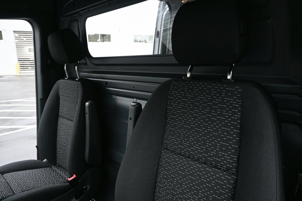 Used 2026 Mercedes-Benz Sprinter 3500 image 5