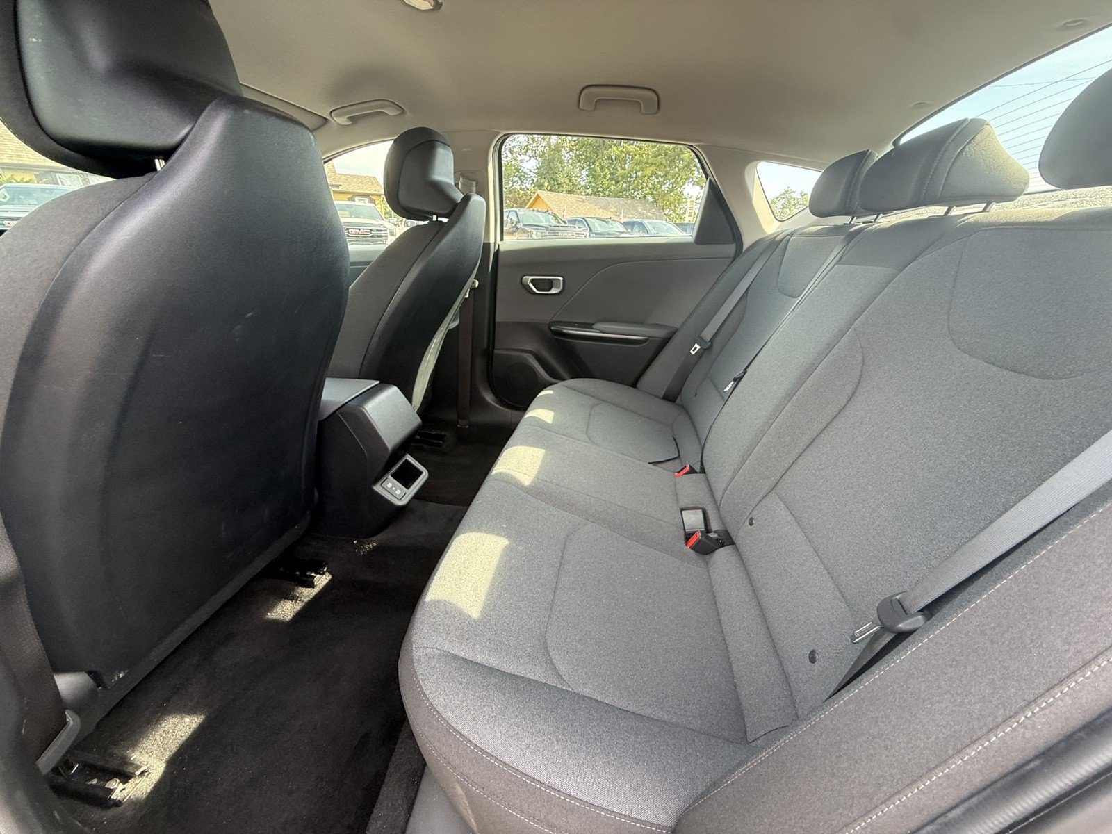 Used 2025 Kia K4 FWD image 26