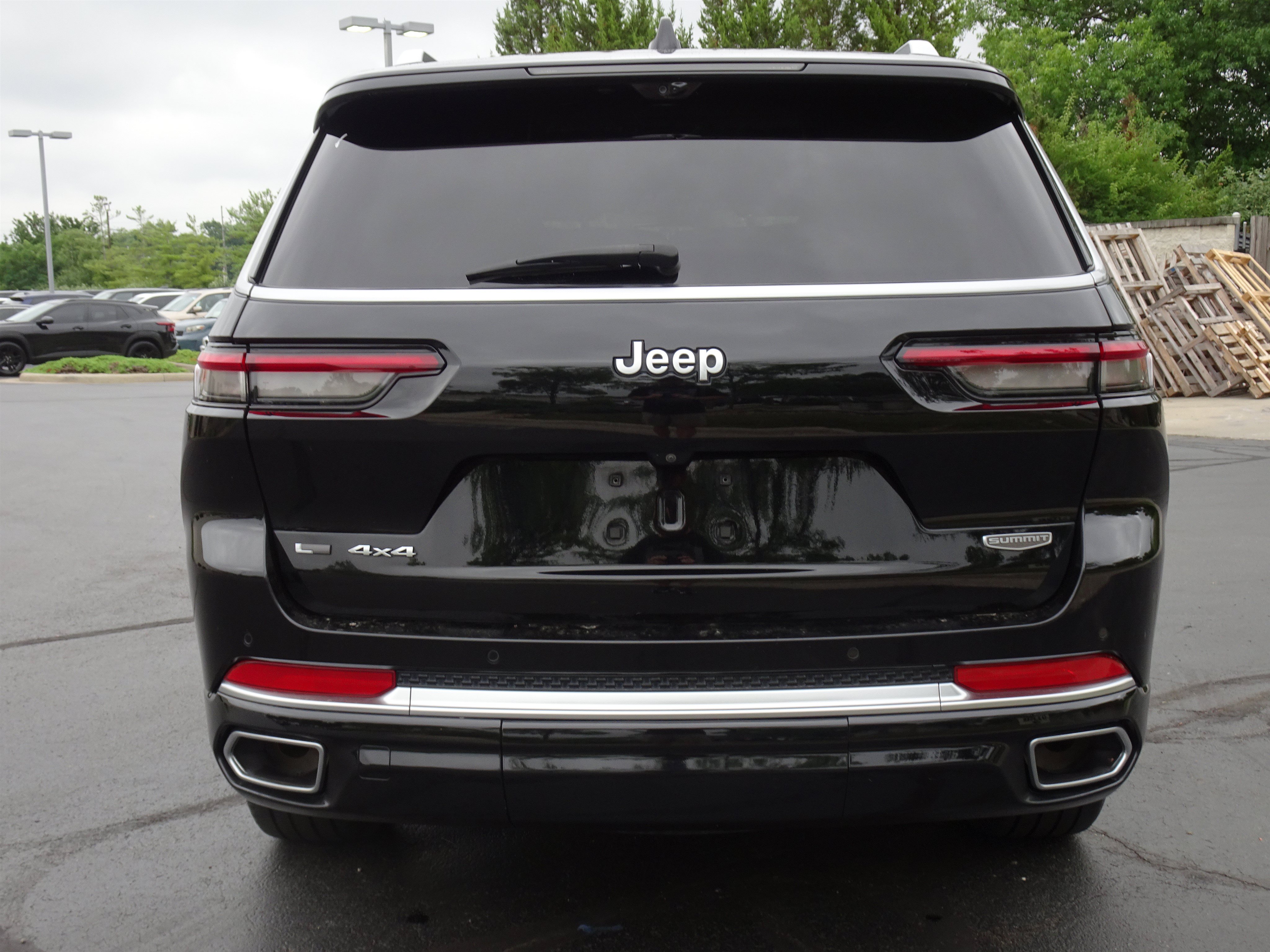 Used 2021 Jeep Grand Cherokee L Summit AWD/4WD image 9