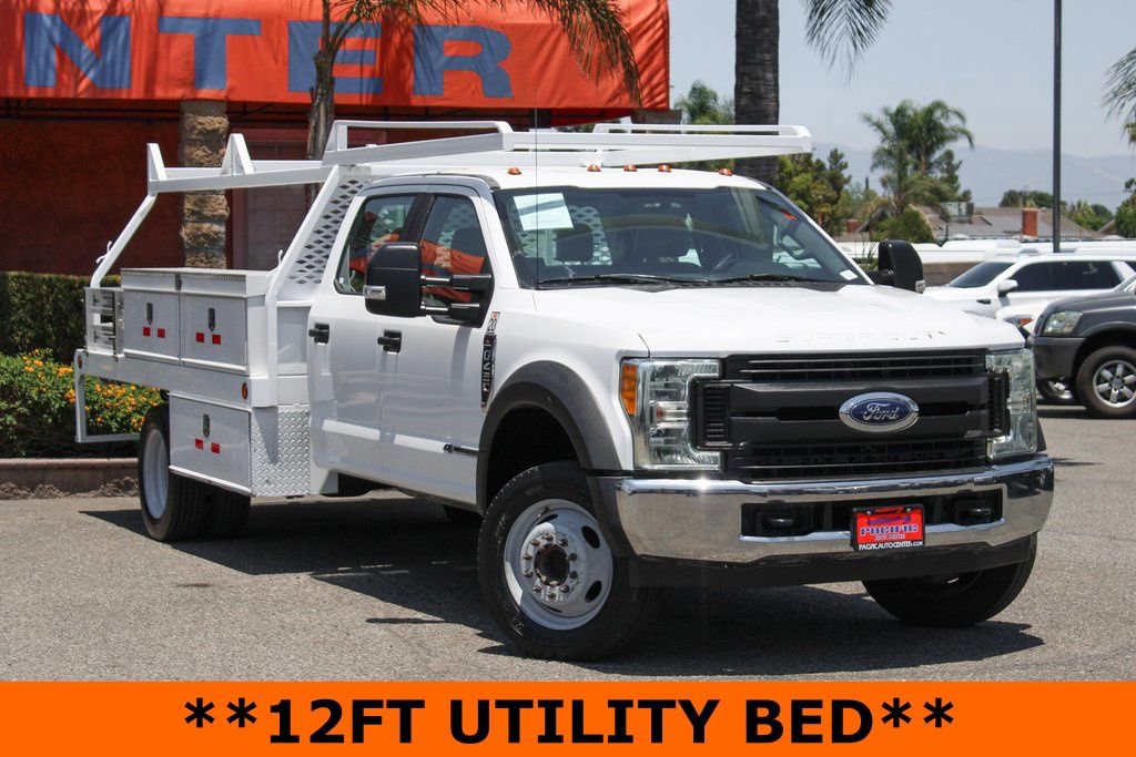 Used 2017 Ford F450 XL w/ Power Equipment Group image 2
