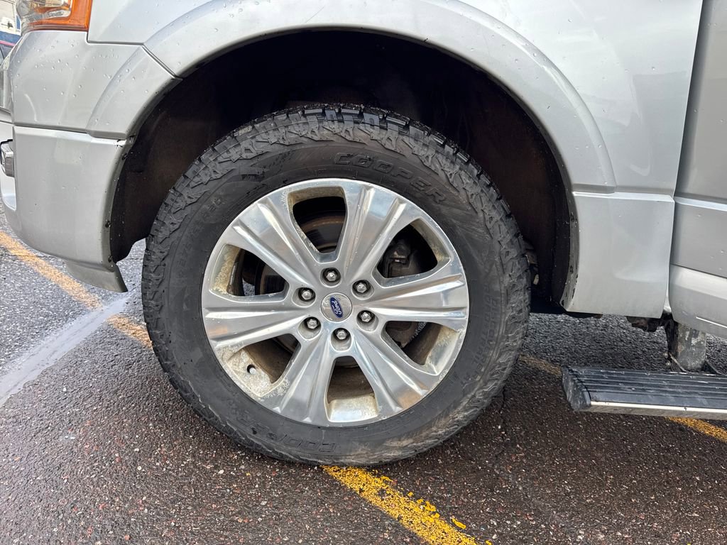 Used 2017 Ford Expedition Max Platinum image 27
