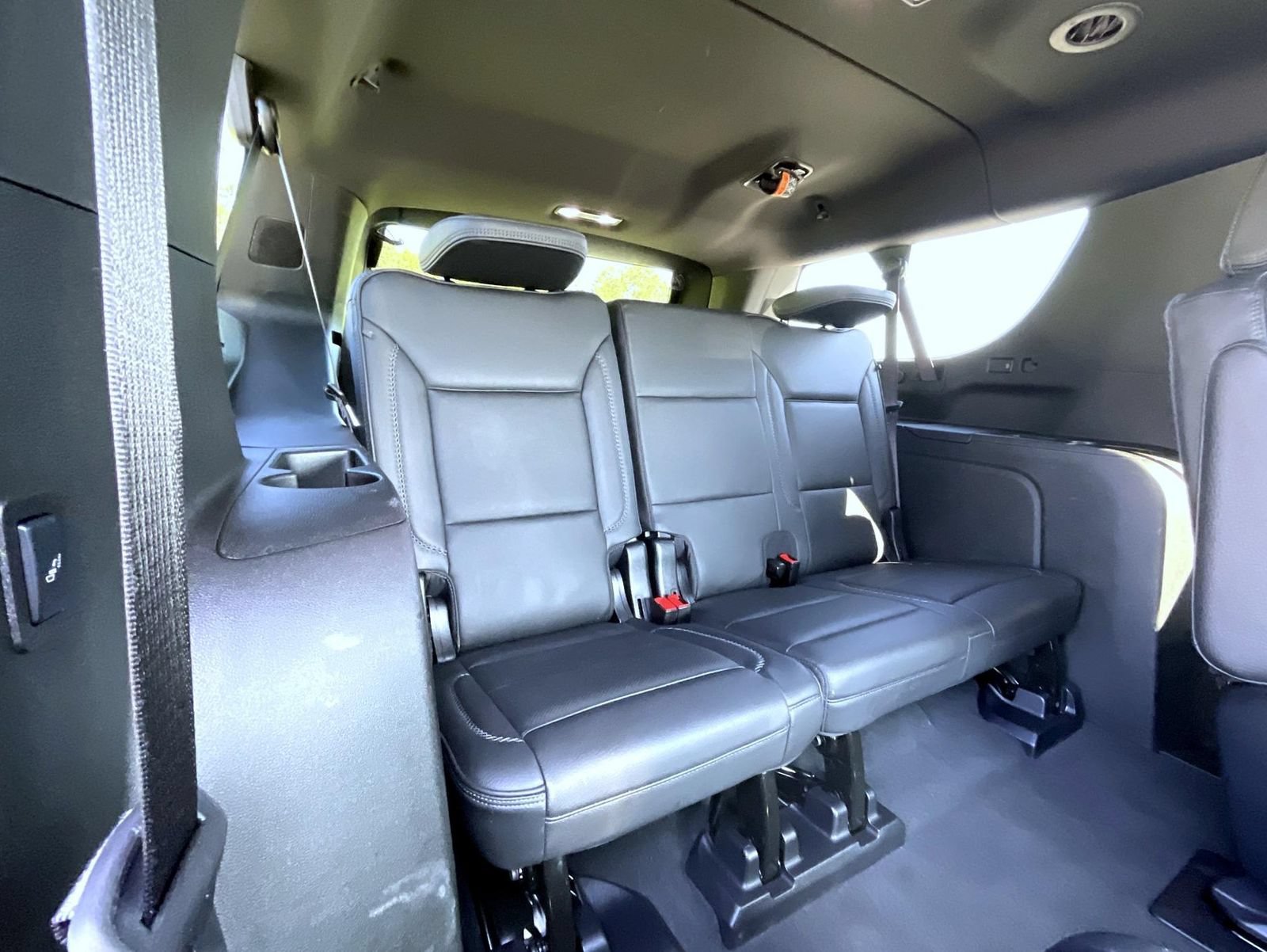 Used 2025 GMC Yukon XL Denali AWD/4WD image 19
