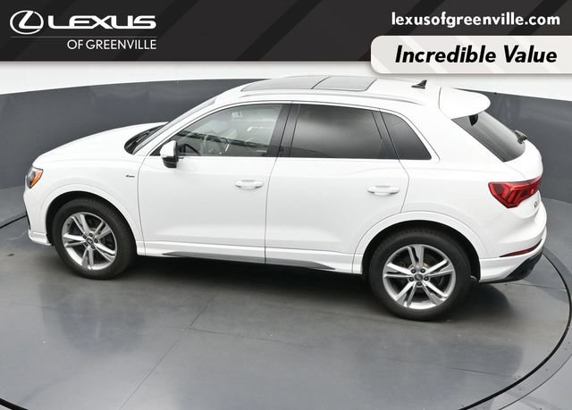 Used 2020 Audi Q3 2.0T Premium w/ Convenience Package AWD/4WD image 23