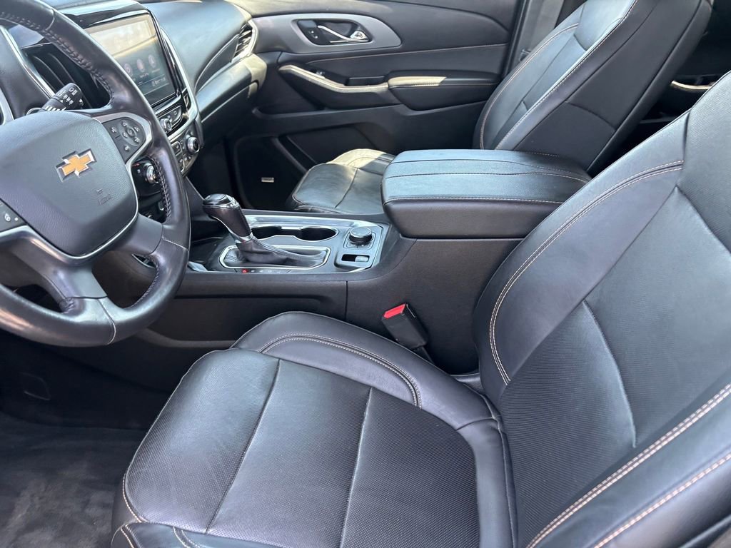 Used 2020 Chevrolet Traverse Premier w/ Redline Edition FWD image 10
