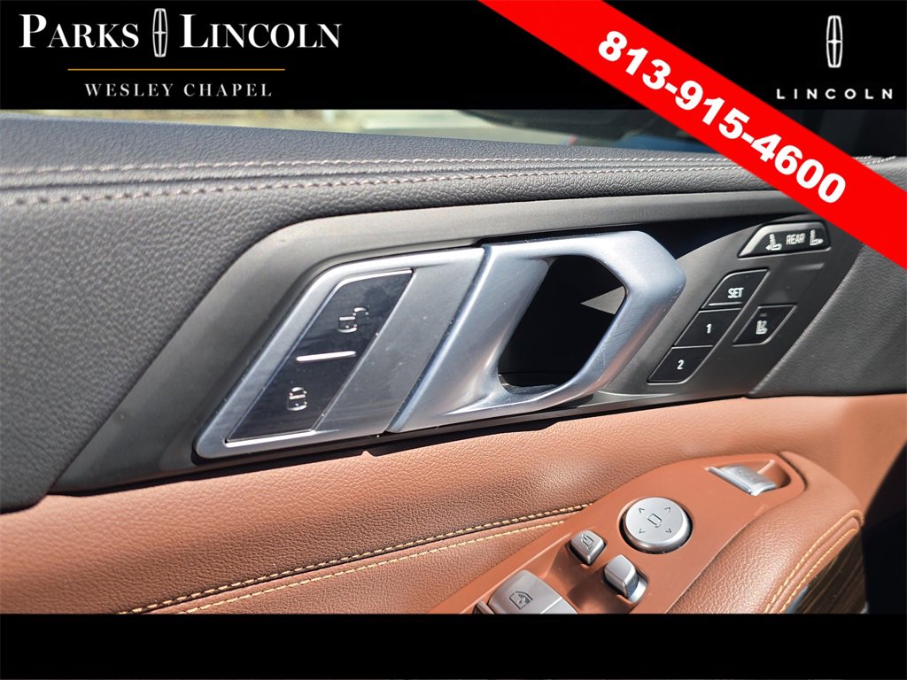 Used 2020 BMW X7 xDrive40i w/ Cold Weather Package image 18