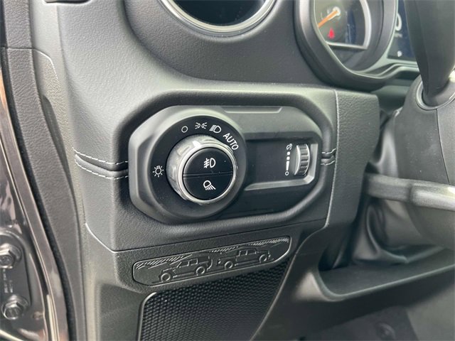 New 2025 Jeep Gladiator Sport w/ Premium Package image 16