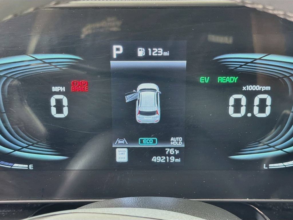 Used 2024 Kia Niro EX FWD image 13