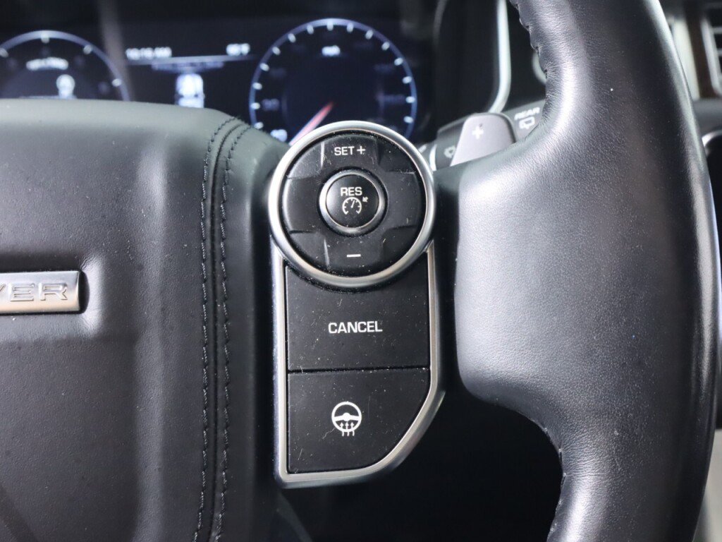 Used 2015 Land Rover Range Rover Supercharged AWD/4WD image 13