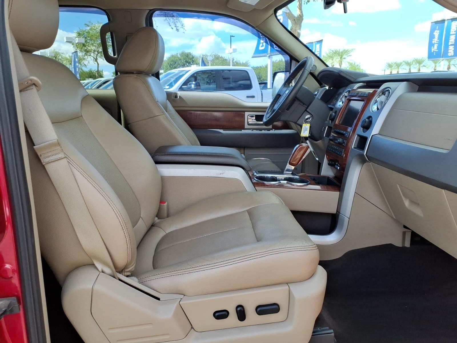 Used 2010 Ford F150 Lariat AWD/4WD image 11