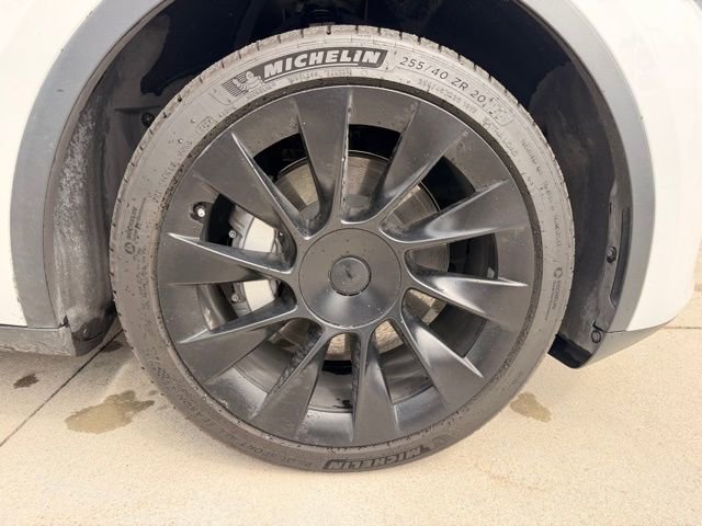 Used 2023 Tesla Model Y Long Range image 20
